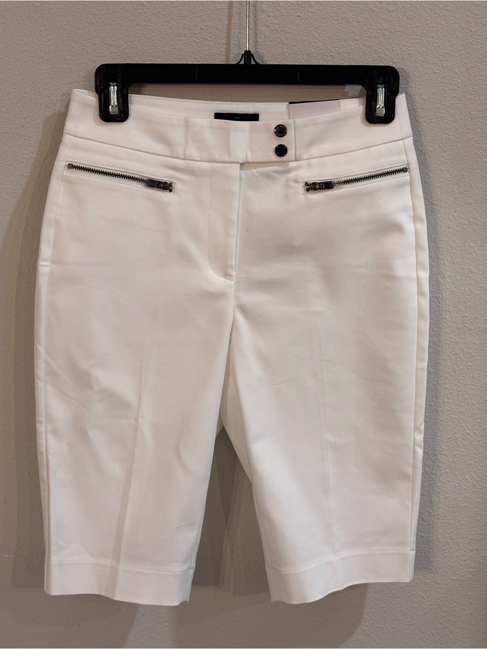 White House Black Market 12 inch Bermuda Shorts, 00, White